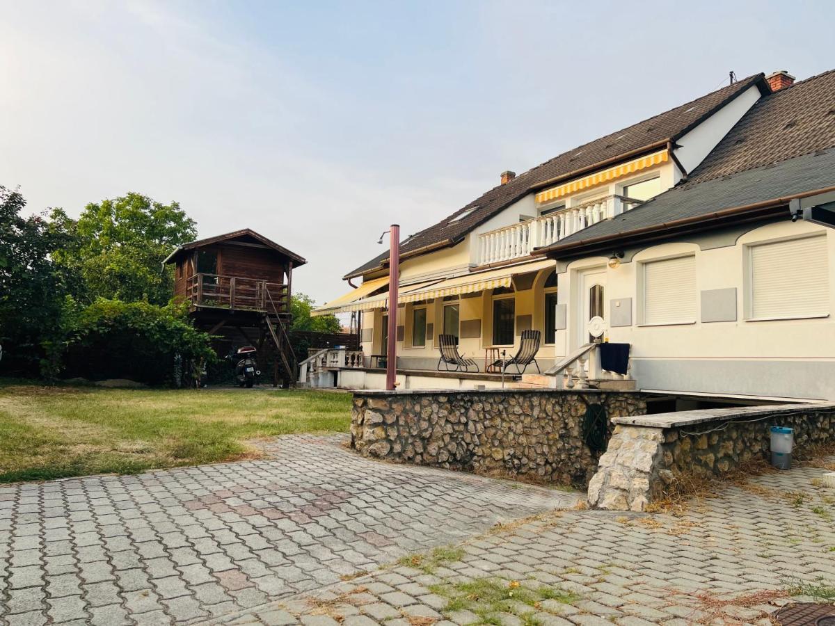 Appartamento Heviz Apart Comfort Esterno foto